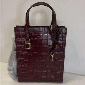Marc Jacobs Croc-Embossed Micro Grind Tote Bag Syrah w/Gold Hardware Retail $350